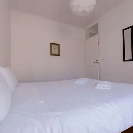 Apartment Casa Do Poeta Lisbon