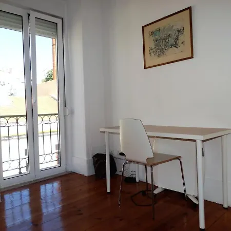 Casa Do Poeta * Lisbon
