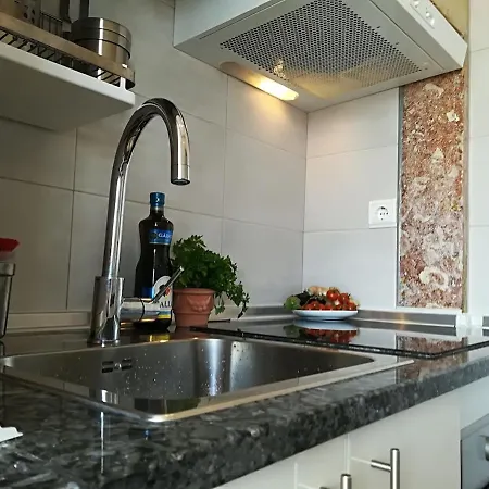 Casa Do Poeta Apartment *